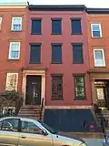 Straßenfassade 58 Joralemon Street, New York: 1907 zum Lüftungsbauwerk und Notausstieg umgebautes Wohngebäude