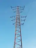 Sechsebenenmast in umgekehrter Tannenbaumanordnung in Polen