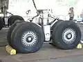 Radvorleger oder oft englisch Wheel chocks einer Concorde