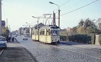 Zug in Richtung Zentrum in Dresden-Stetzsch Zum Tierheim (14.&nbsp;Oktober&nbsp;1990)