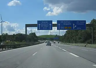 Dreieck Norderelbe mit Abzweigen bzw. Einmündung der Hauptfahrbahn