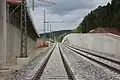 Unterobern­dorf, Stütz­wand (Juli 2016)