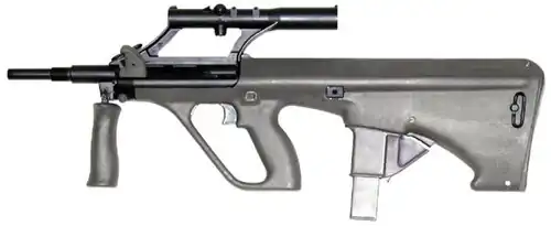 Steyr AUG 9&nbsp;mm mit 420-mm-Lauf.