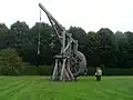 Mittelalterlicher Kran auf dem Klosterhof