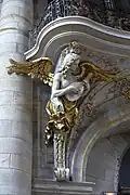 Musizierender Engel der Orgelempore