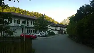 Rückseite, von Ost