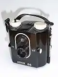 Zweiäugige Adox&nbsp;66 Rollfilm Box 6×6&nbsp;cm, um 1950