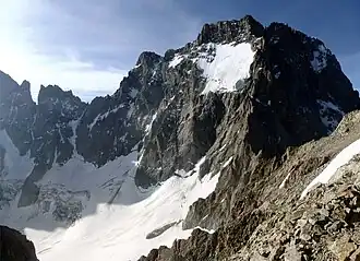 Die Ailefroide mit ihrer Schauseite über dem Glacier Noir