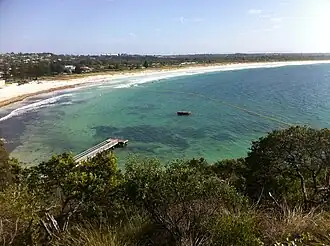 Das südliche Ende von Middleton Beach mit einer Hai-Barriere
