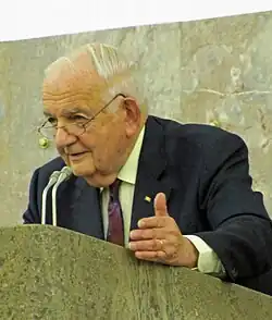 7. Februar: Alfred Grosser (2010) (99)