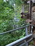 An einer Metallbrücke oberhalb von Gratsch endet der Algunder Waalweg
