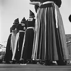 Fest in Volendam Juli 1945