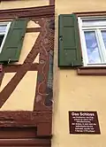 Schnitzereien am Schloss