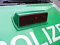 Anhaltesignalgeber auf der Motorhaube