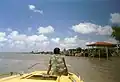 Anlegestelle in Nieuw-Amsterdam, letzter Pit-Stop Richtung Mündung des Suriname, 2003