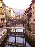 Wehr an der Rue de la République in Annecy