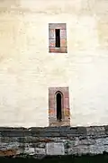 Lüftungs-/Schießöffnungen am Turm