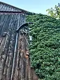 Arma-Christi-Kreuz in der Ortsmitte