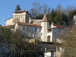 Die Burg vom Tal aus gesehen