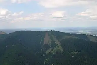 Südansicht, links der Große Aufacker, rechts der Kleine Aufacker