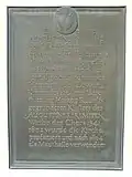 Gedenktafel an die Augustinerkirche am Eingang des Deutschen Jagd- und Fischereimuseum