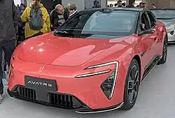 Avatr 06