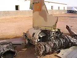 Von der Polisario abgeschossener marokkanischer Bomber bei Tifarit, Westsahara, 1990er Jahre.