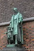 Statue an der Marktkirche Hannover