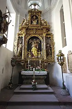 Marienaltar nach einem Entwurf von Faistenauer in der Berchtesgadener Pfarrkirche St. Andreas