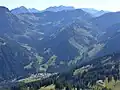 Baad, Bärgunttal (li.) und Derrenbachtal (re.)