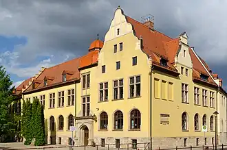Schulflügel