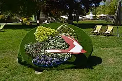 Logo, aus Blumen gebildet