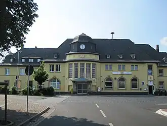 Das Empfangsgebäude 2010