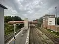 Unten die Strecke 2200, oben die Strecke 2100 mit einem Zug der RB 51 Westmünsterland-Bahn. Rechts im Bild das Stellwerk Df. (2025)