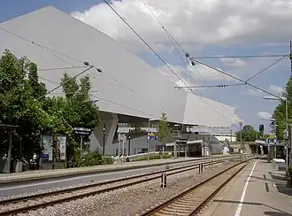 Haltepunkt Neuwirtshaus (Porscheplatz)