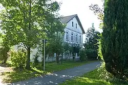 Der ehemalige Bahnhof Steinfeld, 1910 und 2025