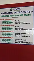 Abfahrtsplan im Bahnhof Treichville