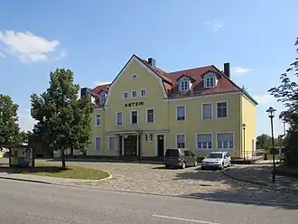 Das Empfangsgebäude