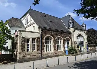 Empfangsgebäude, Straßenseite, 2022