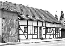 Bahnhofstraße 11