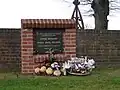 Denkmal für zwei im Ersten Weltkrieg gefallene britische Flieger