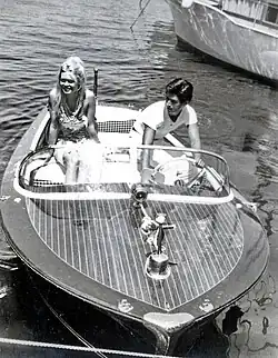 Brigitte Bardot in einer Riva (1963)