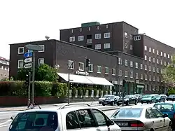 Adolf-von-Elm-Hof