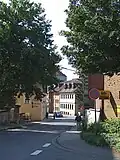 Mündung der Dr.-Franz-Straße, im Hintergrund Kulmbacher Straße 17