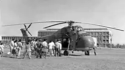 Eine Sikorsky S-58 der 124. Staffel „Rolling Sword“ in Beʾer Scheva im Jahr 1962, stationiert auf Tel Nof