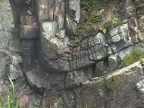 Falte in der Moine Supergroup bei Crudha Ard in der Nähe von Arnisdale