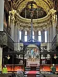 Blick in das Presbyterium
