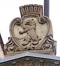 Wappen an der Seitenfassade