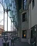 Punkthalterungen mit Seilnetzhinterspannung und aussteifenden Glasriegeln, Sony Center Berlin