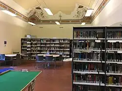 In der Bibliothek